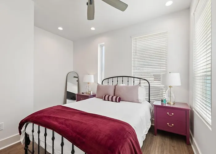 Apartment New Couyon House Luxury Amenities Fast Wifi 65 Tv