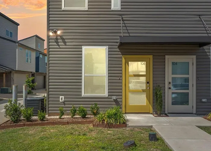 Apartment New Couyon House Luxury Amenities Fast Wifi 65 Tv